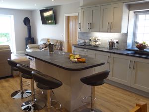 Kitchen- click for photo gallery